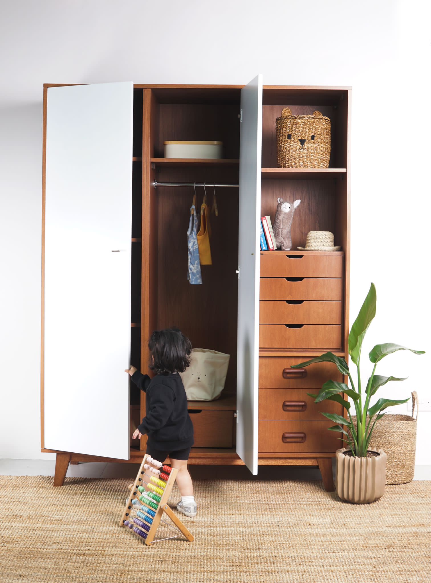 Kids cabinet