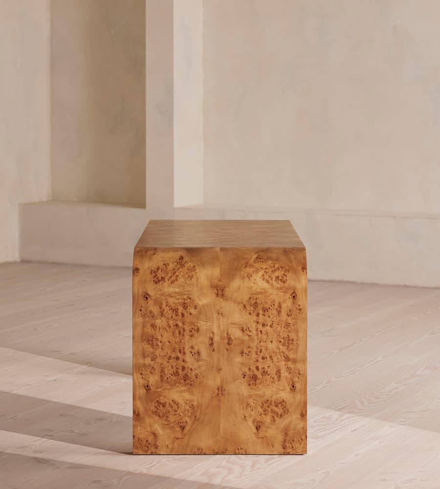 Curved Burl Wood Desk – Sculptural Simplicity, Natural Luxury